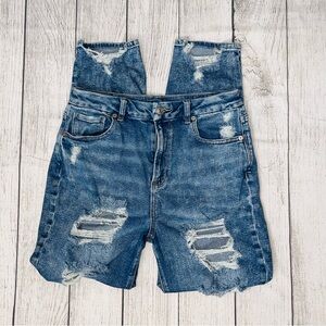 American Eagle Curvy Mom Jeans